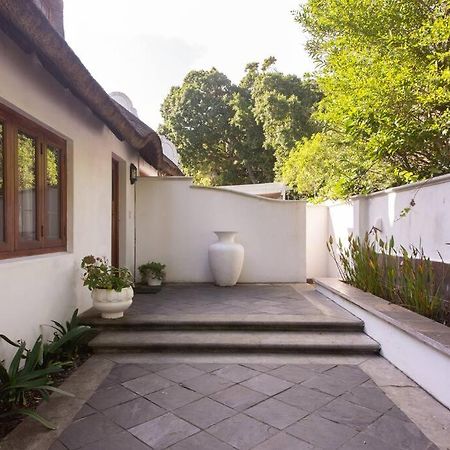 Mawethu Peaceful Garden With Covered Pool And Braai Area Cape Town Exterior foto