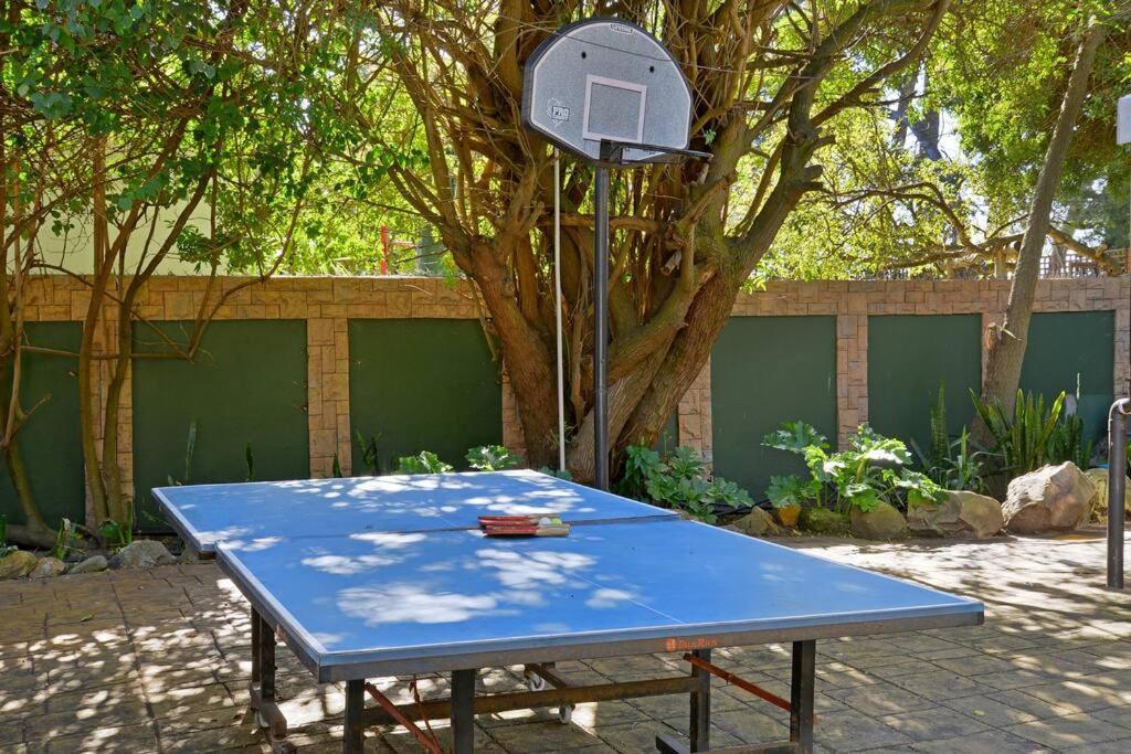 Mawethu Peaceful Garden With Covered Pool And Braai Area Cape Town Exterior foto