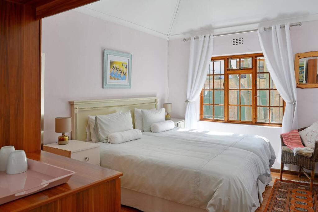 Mawethu Peaceful Garden With Covered Pool And Braai Area Cape Town Exterior foto